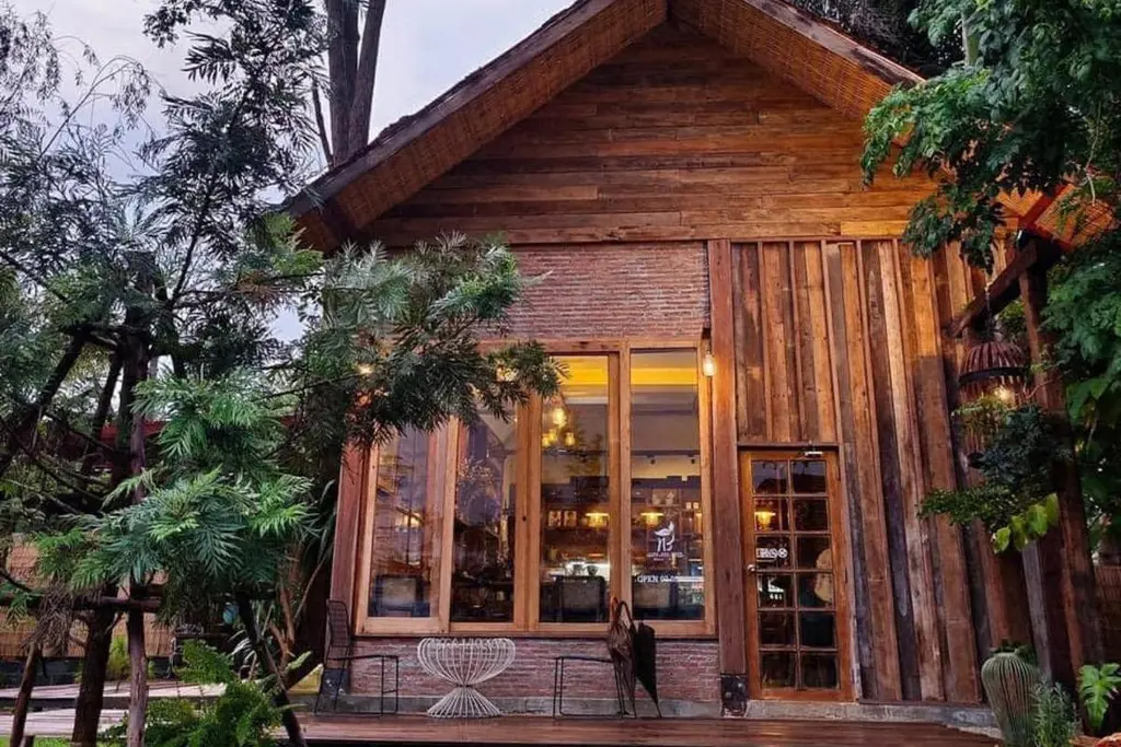 cafe art tree สถานที่เที่ยวเขาใหญ่
